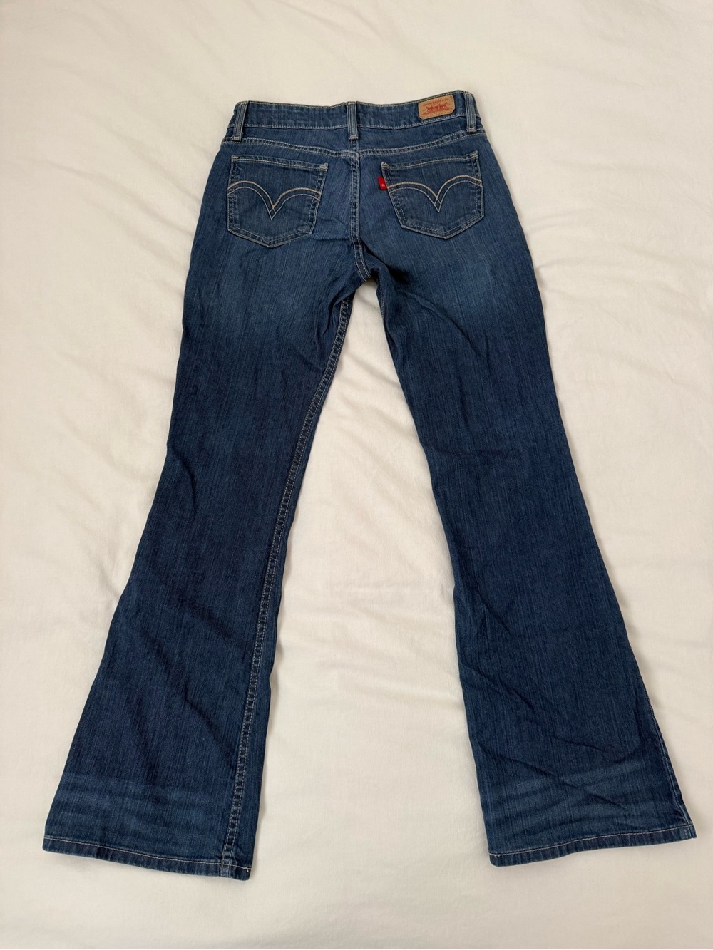 levi's low rise bootcut jeans - Picture 2 of 3